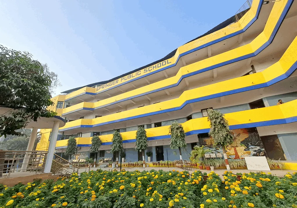 Shaping Minds. Building Futures.